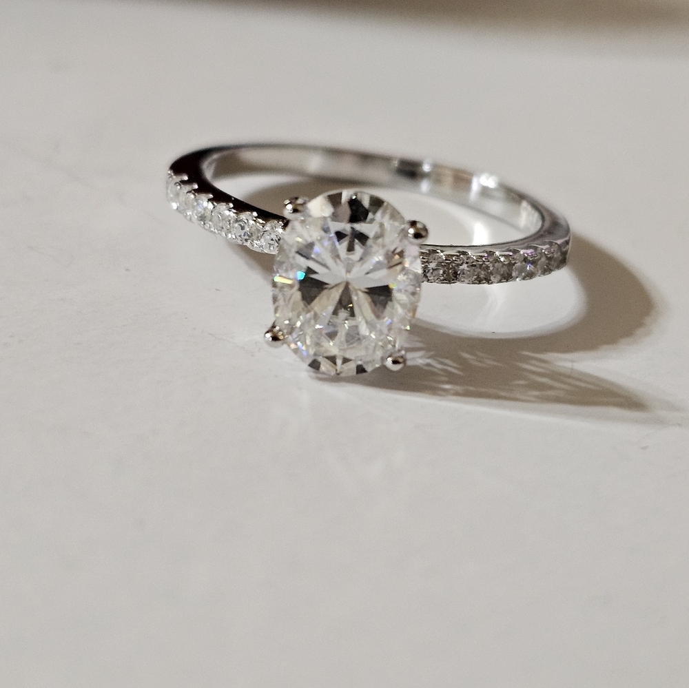 Genuine GRA Certified 2 Carat Moissanite Ring in 18k over Sterling Silver Sz 7! - Picture 5 of 10